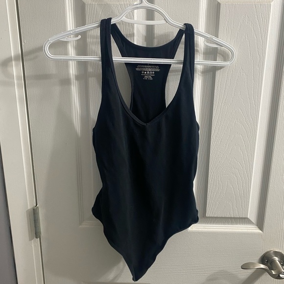 Aritzia TNA Black Racerback Scoop Neck Thong Style Bodysuit EUC - Picture 2 of 4